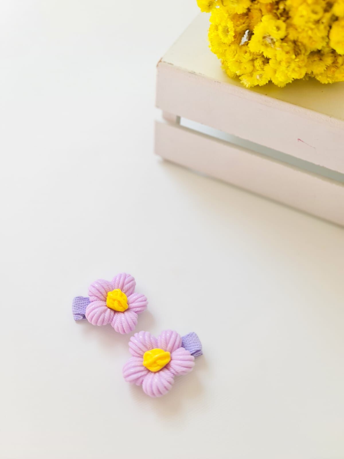 Çiçek Objeli Klips Toka – 2’li Set | Çocuklara Uygun Şık ve Renkli Tasarım