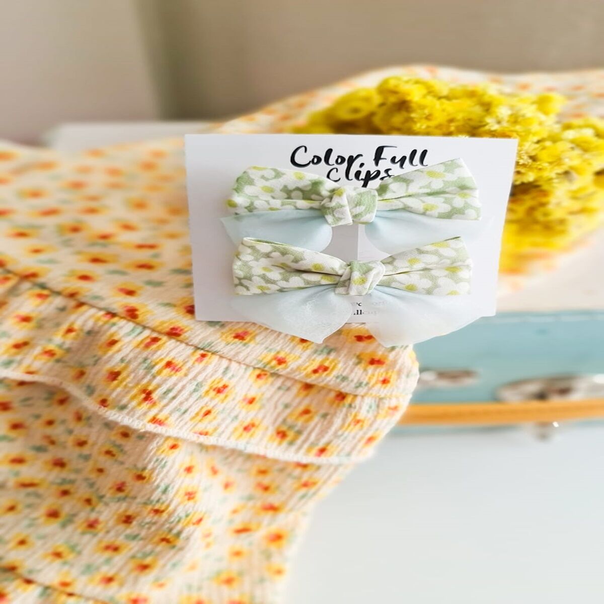 Cocuklar icin Papatya Desenli Tul Fiyonklu Klips Toka – 5 cm Cift Yesil